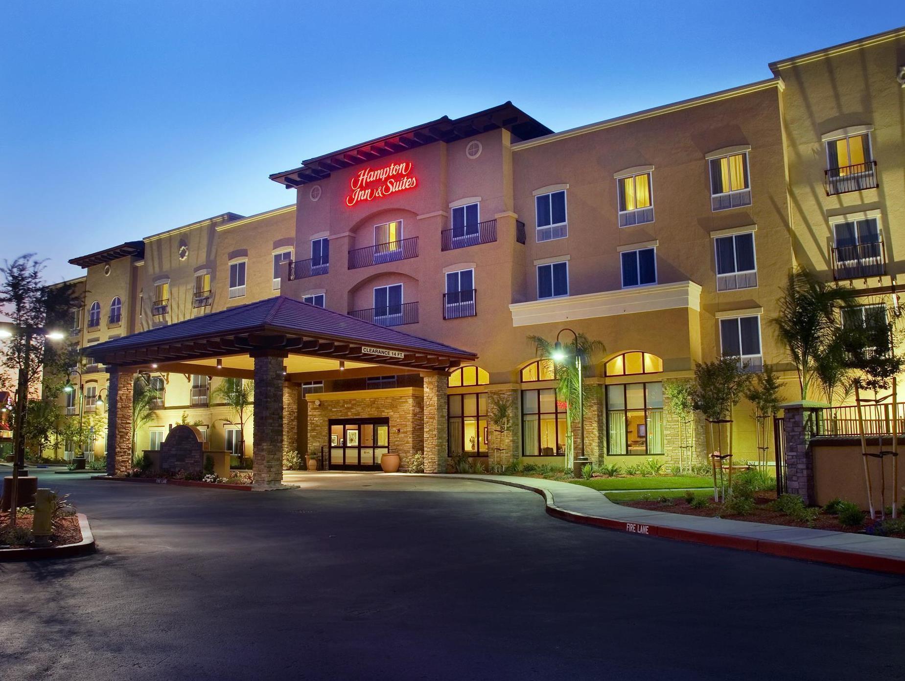 Hampton Inn & Suites Lodi Buitenkant foto
