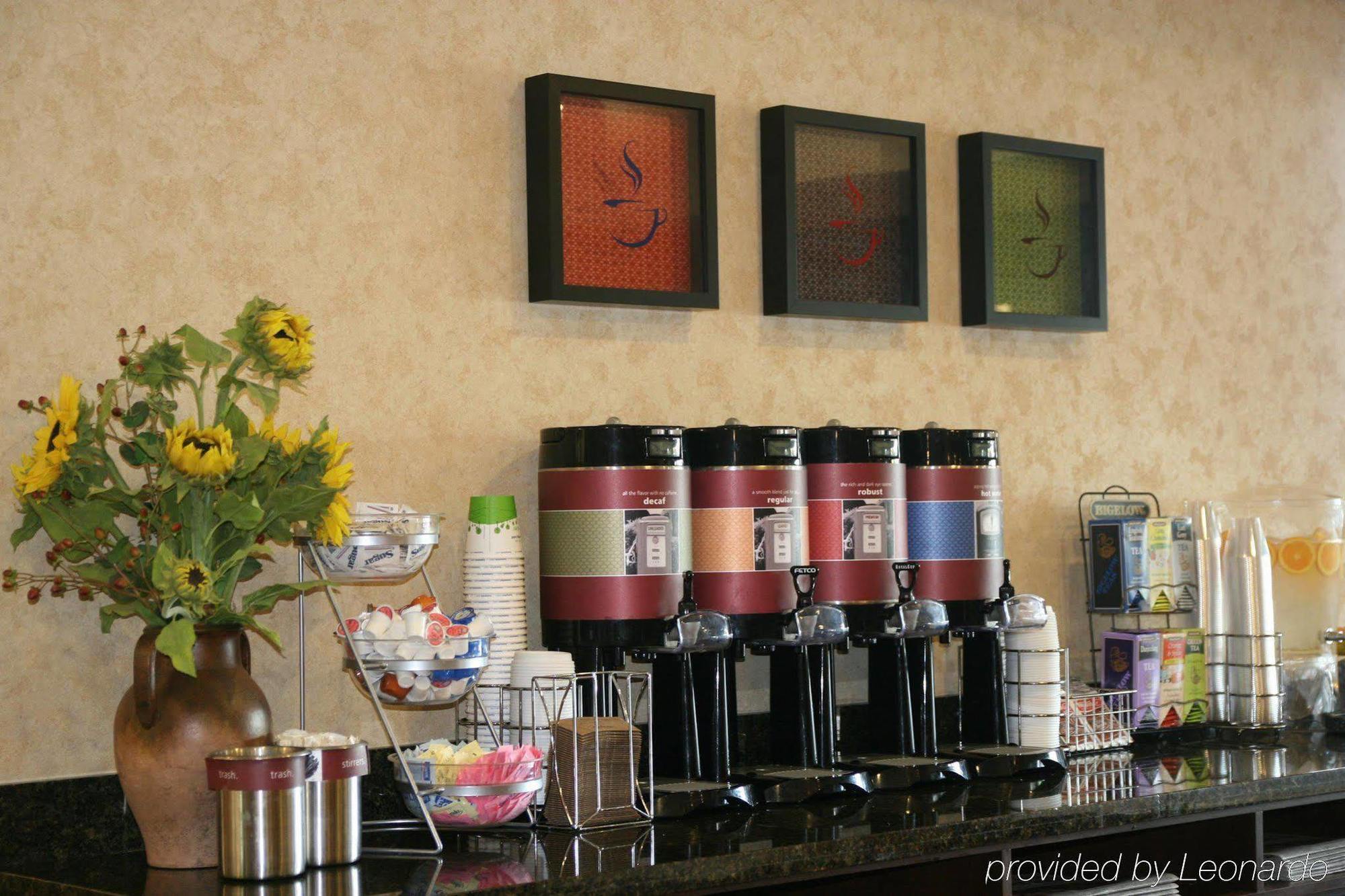 Hampton Inn & Suites Lodi Restaurant foto